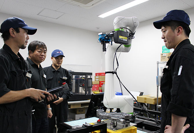 社員インタビュー | Careers | 株式会社イケ